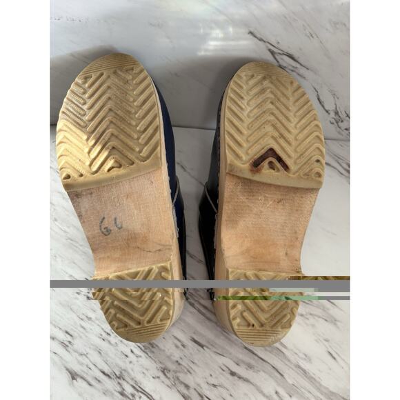 Swedish Dala Hand-painted Wooden Clogs 37 / US 6.5 - Blue Holiday Cabincore Shoe - Picture 9 of 9